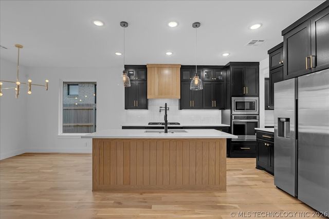 10209 E 121st Place S, Bixby, OK 74008