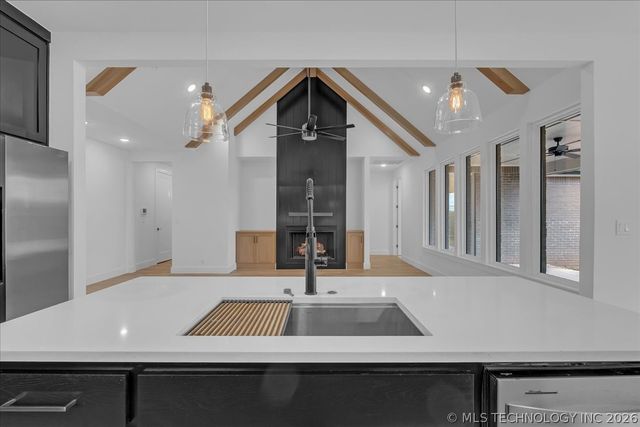 10209 E 121st Place S, Bixby, OK 74008