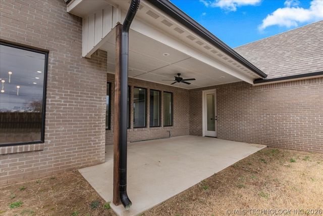 10209 E 121st Place S, Bixby, OK 74008