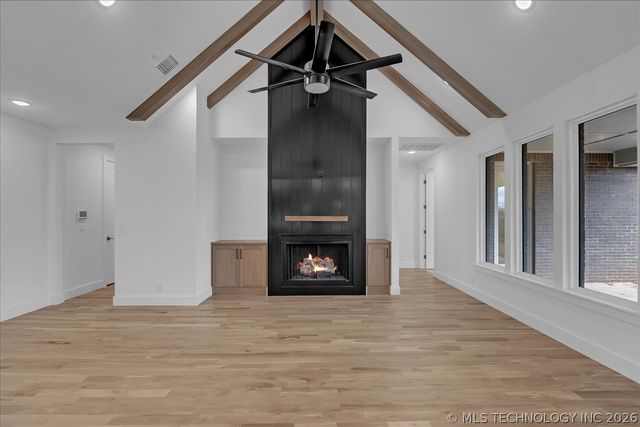 10209 E 121st Place S, Bixby, OK 74008