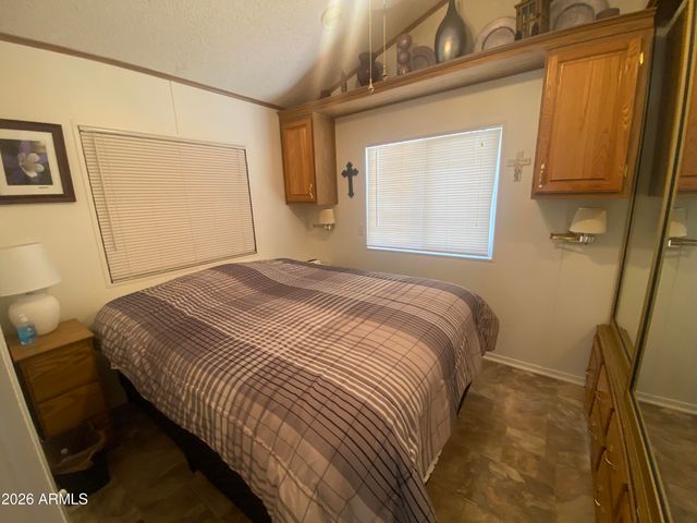 2131 S CREE Drive 131, Apache Junction, AZ 85119