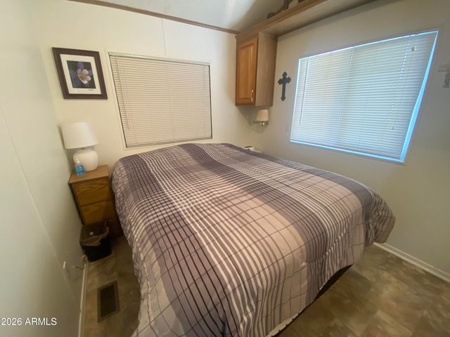 2131 S CREE Drive 131, Apache Junction, AZ 85119