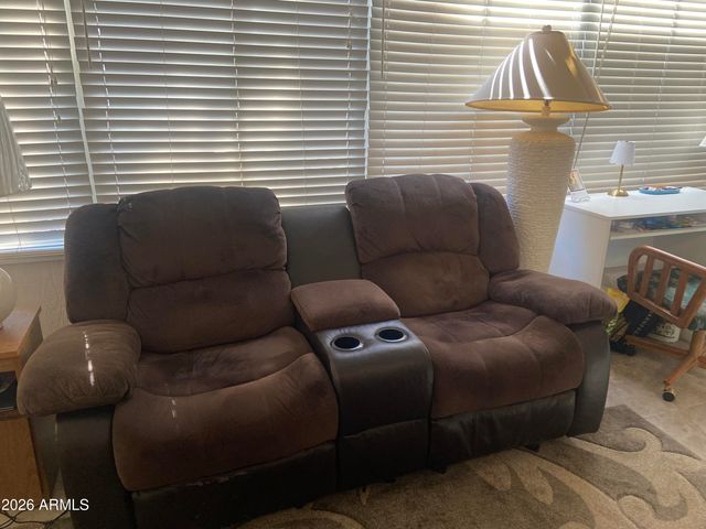 2131 S CREE Drive 131, Apache Junction, AZ 85119