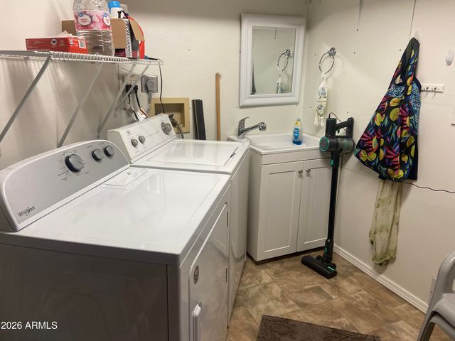 2131 S CREE Drive 131, Apache Junction, AZ 85119