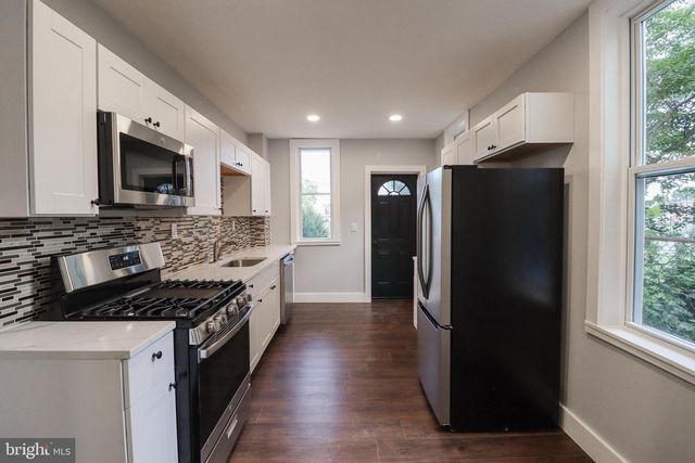 427 MUENCH ST, Harrisburg, PA 17102
