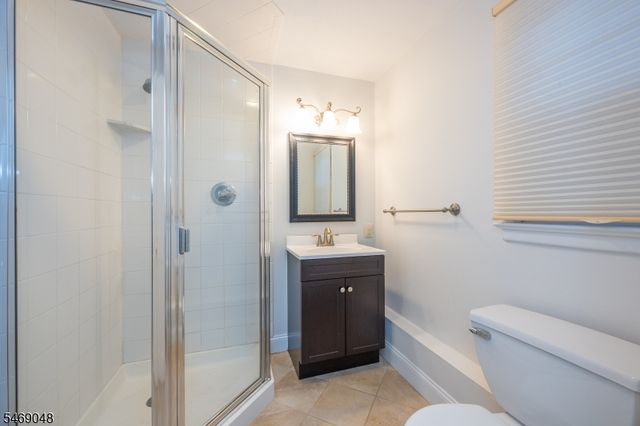 47 Harrison Rd, Wayne Twp., NJ 07470