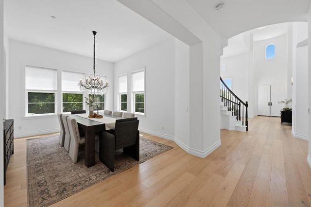 855 Stratford Knoll, Encinitas, CA 92024