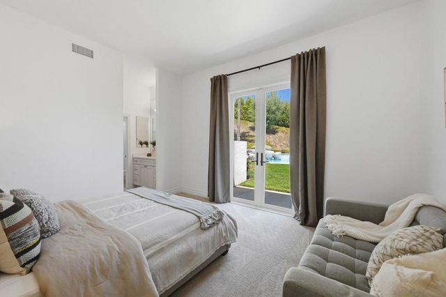 855 Stratford Knoll, Encinitas, CA 92024