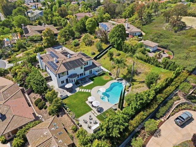 855 Stratford Knoll, Encinitas, CA 92024