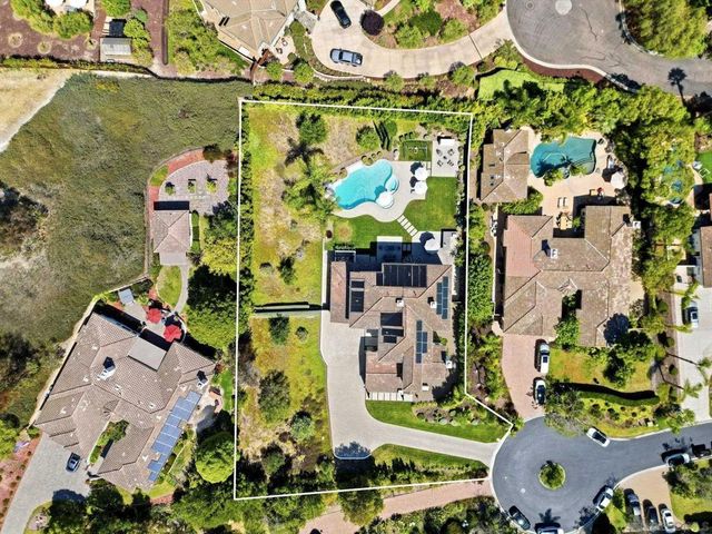 855 Stratford Knoll, Encinitas, CA 92024