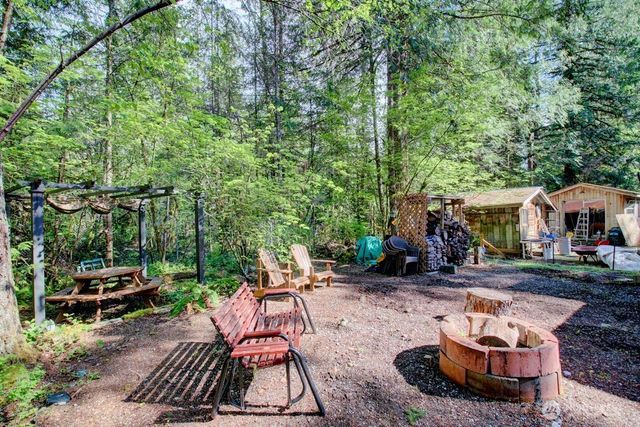 40 Wilderness Way, Deming, WA 98244