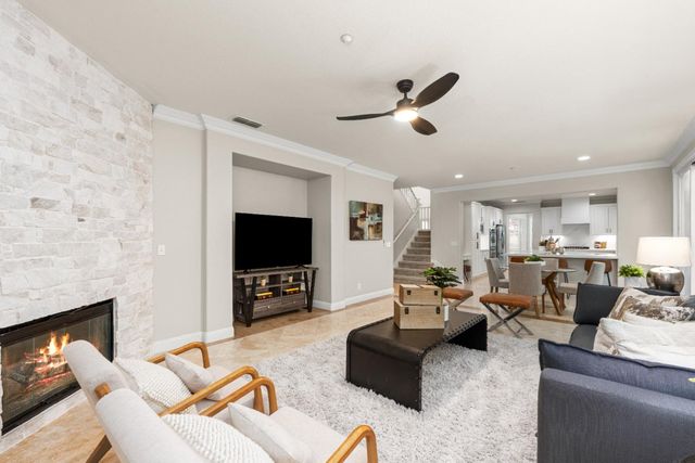 6406 Cosmos Ct, Rocklin, CA 95677