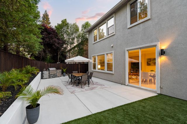 6406 Cosmos Ct, Rocklin, CA 95677