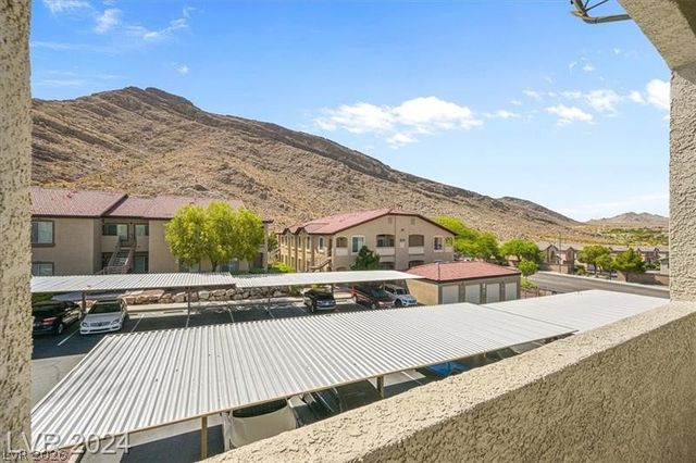 3540 Cactus Shadow Street 204, Las Vegas, NV 89129