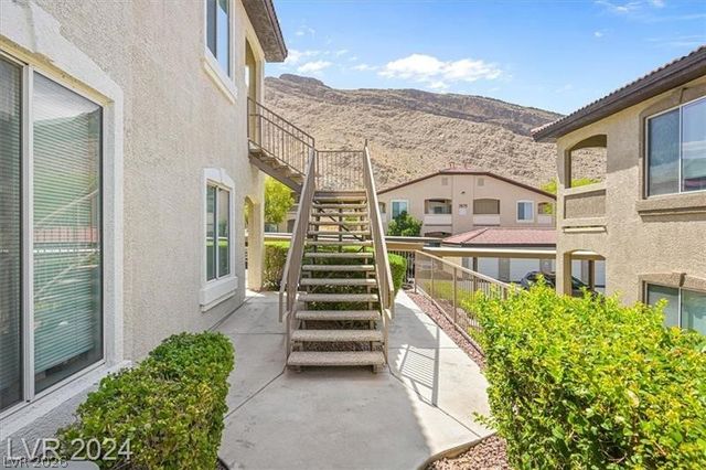 3540 Cactus Shadow Street 204, Las Vegas, NV 89129