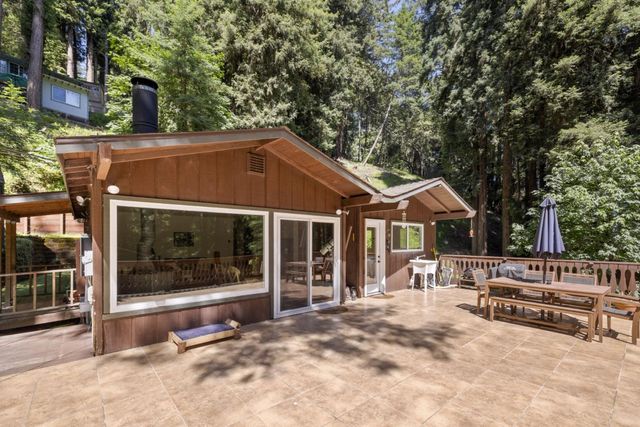 20851 Assiniboine Trail, Los Gatos, CA 95033