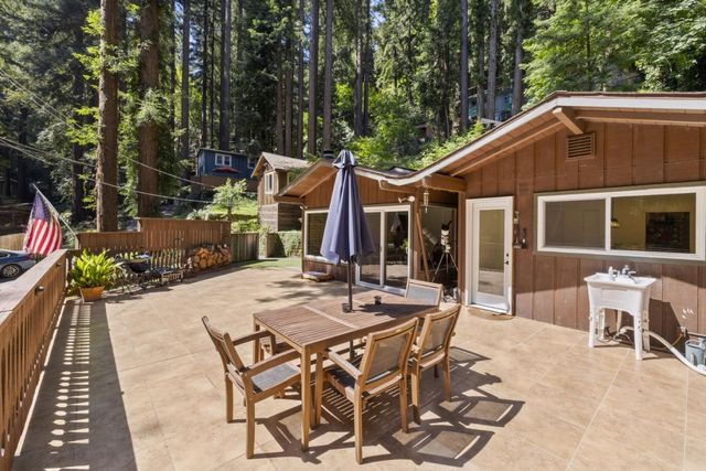 20851 Assiniboine Trail, Los Gatos, CA 95033