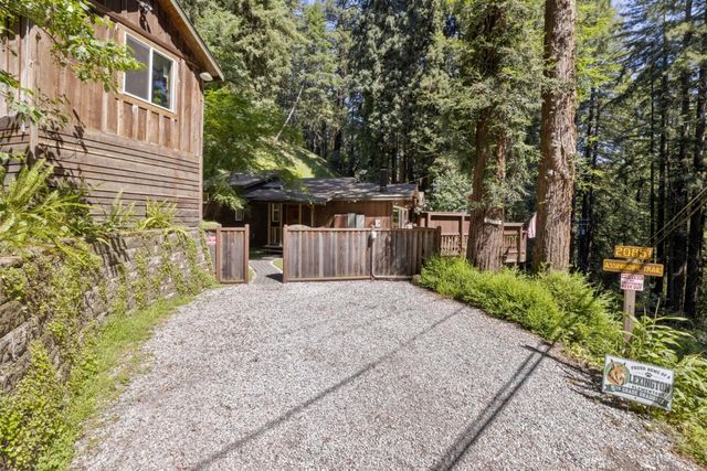 20851 Assiniboine Trail, Los Gatos, CA 95033