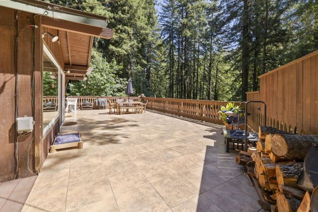 20851 Assiniboine Trail, Los Gatos, CA 95033