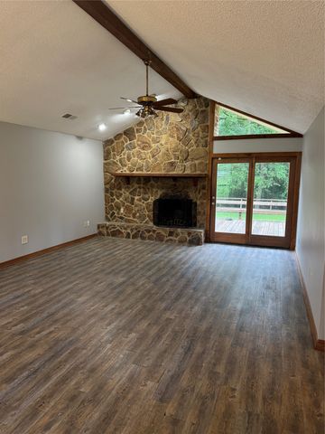 7671 S Lakeshore Drive, Shreveport, LA 71119