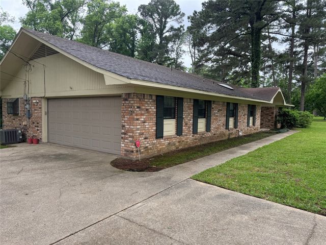 7671 S Lakeshore Drive, Shreveport, LA 71119