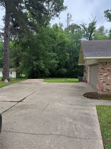 7671 S Lakeshore Drive, Shreveport, LA 71119
