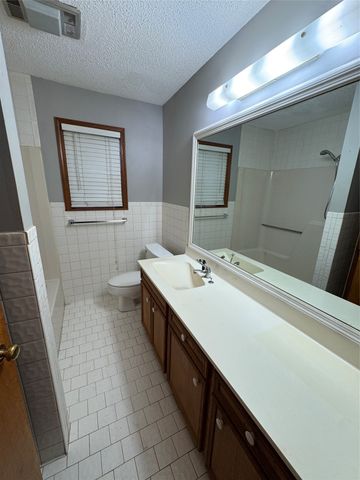 7671 S Lakeshore Drive, Shreveport, LA 71119