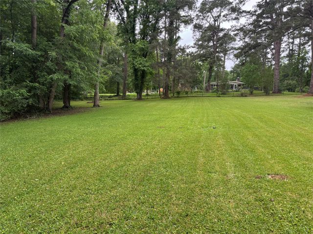7671 S Lakeshore Drive, Shreveport, LA 71119