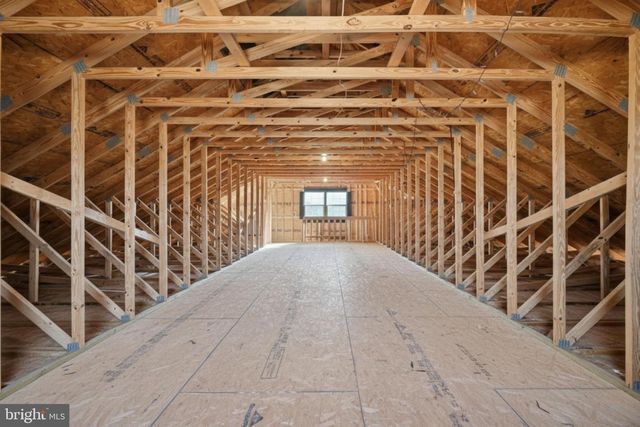 12215 HENDERSON RD, Clifton, VA 20124