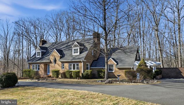 12215 HENDERSON RD, Clifton, VA 20124