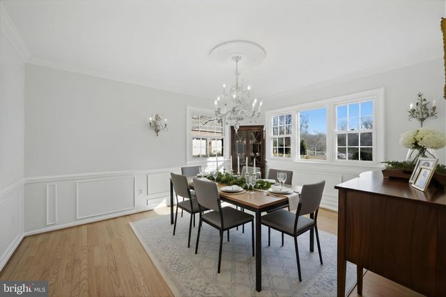 12215 HENDERSON RD, Clifton, VA 20124