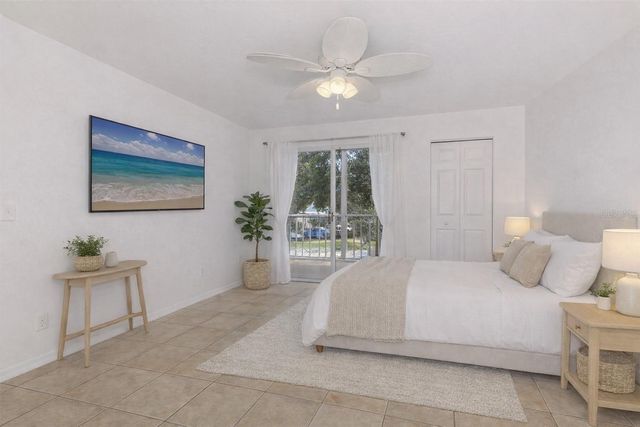 458 CERROMAR ROAD 484, Venice, FL 34293