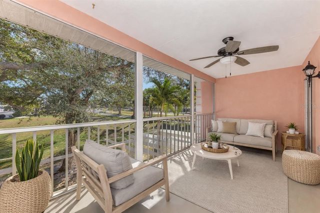 458 CERROMAR ROAD 484, Venice, FL 34293