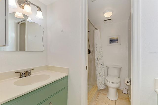 458 CERROMAR ROAD 484, Venice, FL 34293