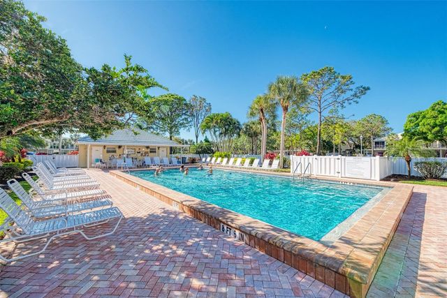 458 CERROMAR ROAD 484, Venice, FL 34293
