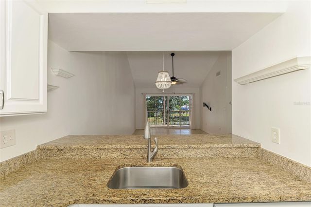 458 CERROMAR ROAD 484, Venice, FL 34293