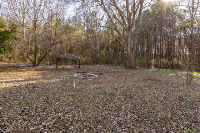 3939 Miller Drive NE, Dalton, GA 30721