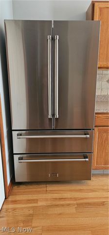 8783 Roberts Court 22A, Olmsted Falls, OH 44138