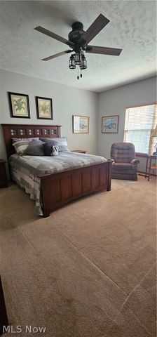 8783 Roberts Court 22A, Olmsted Falls, OH 44138