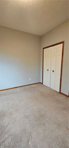 8783 Roberts Court 22A, Olmsted Falls, OH 44138