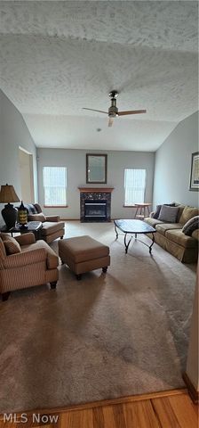 8783 Roberts Court 22A, Olmsted Falls, OH 44138