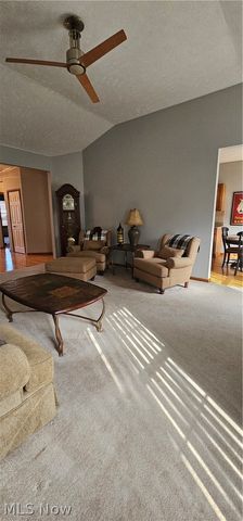 8783 Roberts Court 22A, Olmsted Falls, OH 44138