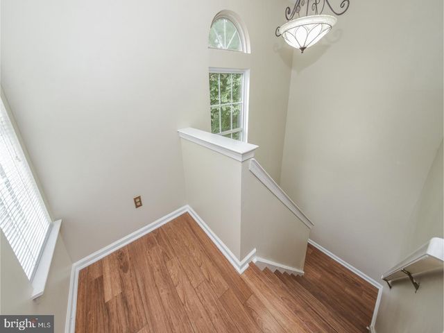 514 CEDAR HOLLOW DR #60, Yardley, PA 19067