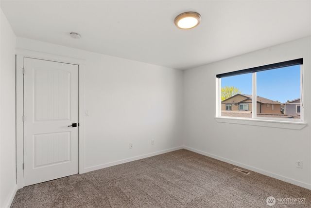 18530 97th Avenue Ct E, Puyallup, WA 98375