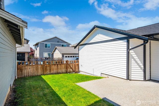 18530 97th Avenue Ct E, Puyallup, WA 98375