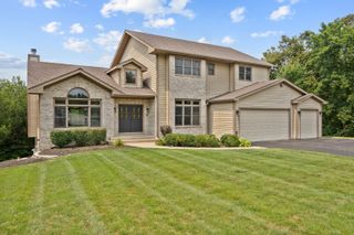 1360 Infanta Court, Woodstock, IL 60098