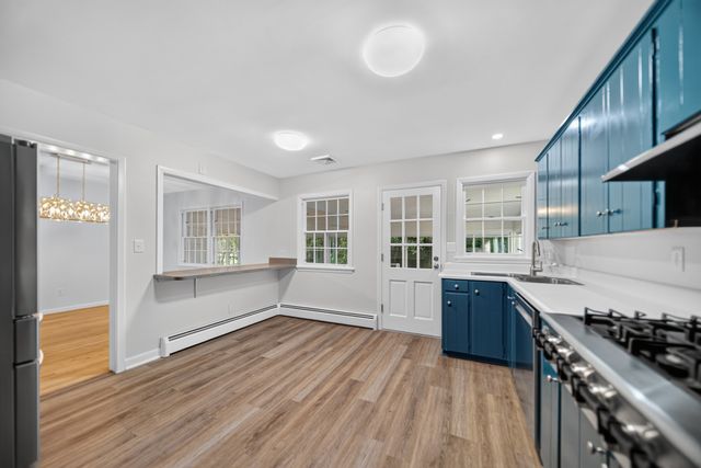 6742 WALNUT CREEK Drive, Fairview, PA 16415