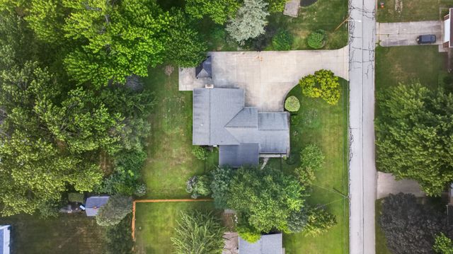 6742 WALNUT CREEK Drive, Fairview, PA 16415