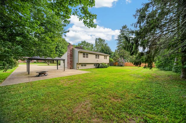 6742 WALNUT CREEK Drive, Fairview, PA 16415