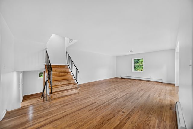6742 WALNUT CREEK Drive, Fairview, PA 16415